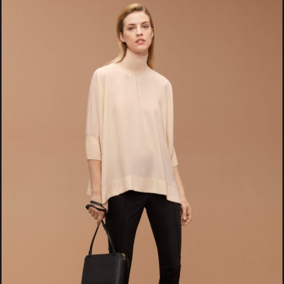 BNWT Aritzia Babaton Blouse - Picture 1 of 3